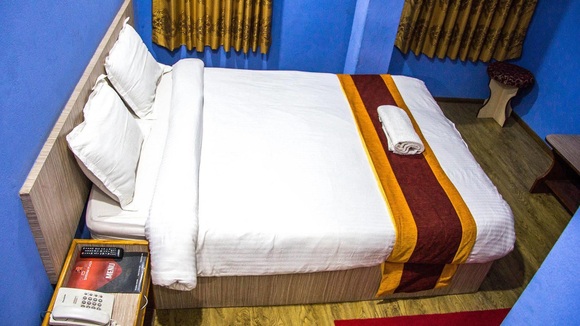 Oyo 789 Hotel Shivam Plaza Katmandu Zewnętrze zdjęcie